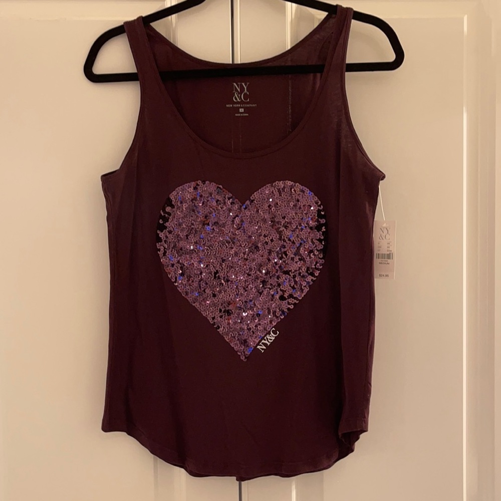 New York and company tank